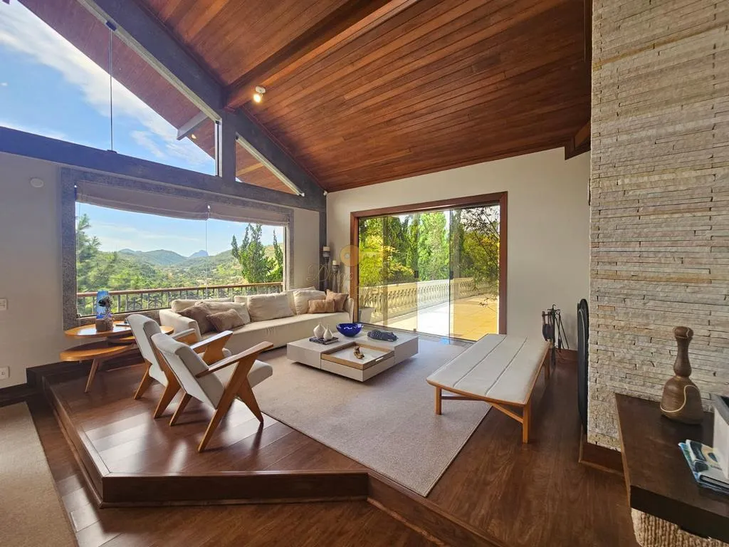 Imagem Casa em Condomínio para Venda em Teresópolis / RJ no bairro Green Valley