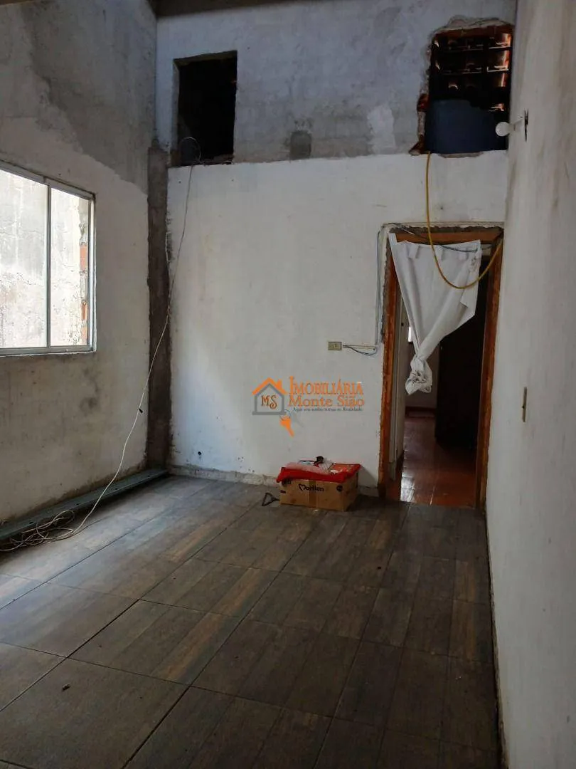 Imagem Sobrado com 4 dormitórios à venda, 300 m² por R$ 850.000,00 - Vila Augusta - Guarulhos/SP