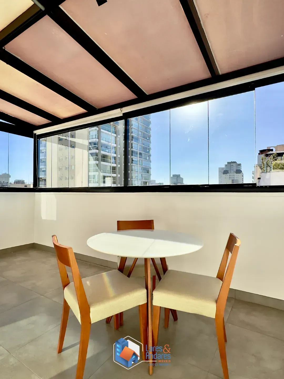 Imagem Apartamento para venda em Pinheiros com 1 quarto, sendo 1 suíte, 71m²
