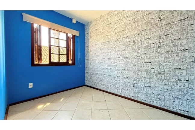 Imagem Casa em Condomínio para venda no bairro Vila Nova em Porto Alegre
