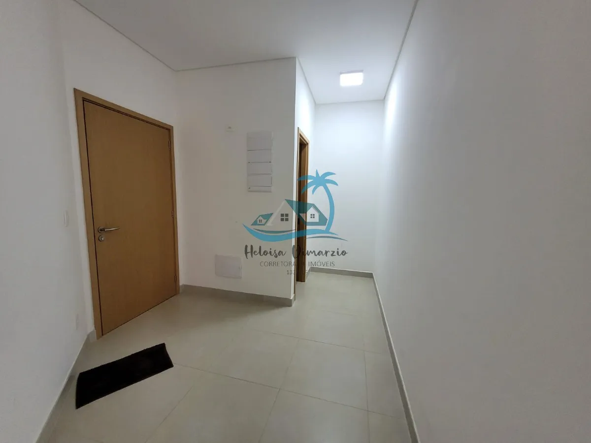 Imagem Apartamento de alto padrão com 3 suítes a venda/permuta na orla da Praia Grande em Ubatuba.