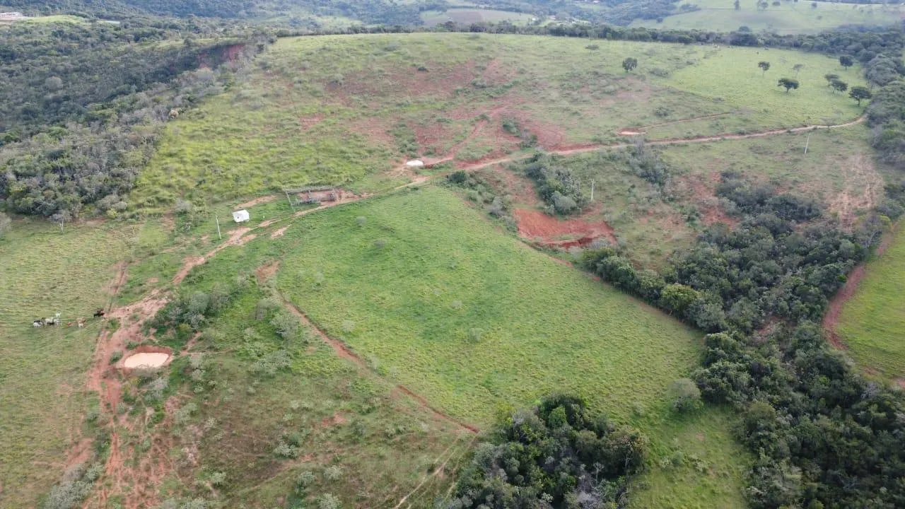 Imagem Excelente terreno rural à venda em Passa Tempo/MG 50 hectares de terra