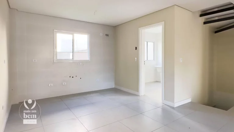 Imagem Sobrado com 244 m², 3 Suítes, Sala intima , Condominio Fechado com Piscina e Salão de Festas à venda por R$ 1.290.000 - Campo Comprido - Curitiba/PR