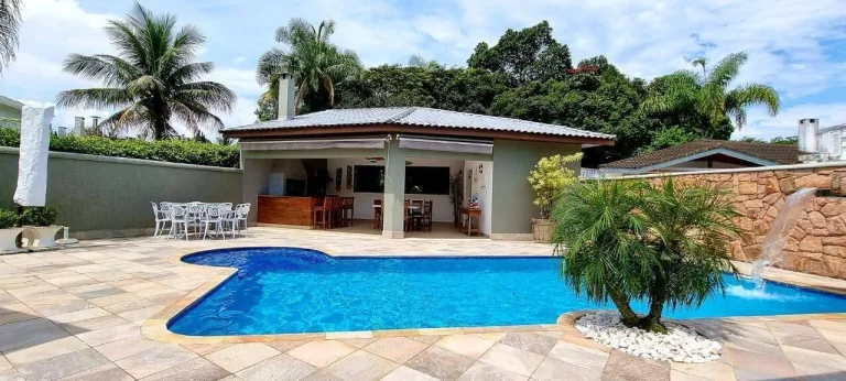 Imagem Casa à venda Riviera módulo 5 com dois lotes e excelente localização.