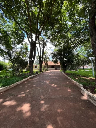 Imagem Chácara de luxo no condomínio Itanhangá, Ribeirão Preto-SP: 3 quartos, 1 suíte, 2 salas, 8 vagas de garagem, 600m²!
