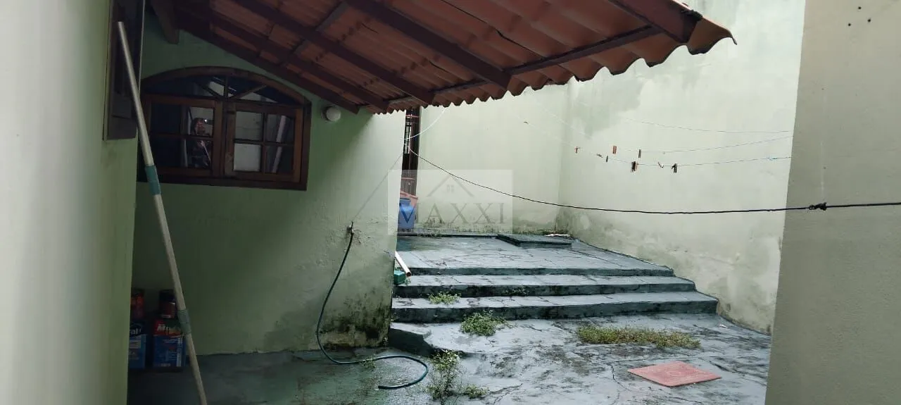 Imagem Linda Casa à Venda em Jardim Iguaçu - Nova Iguaçu | Espaço, Conforto e Tranquilidade para sua Família