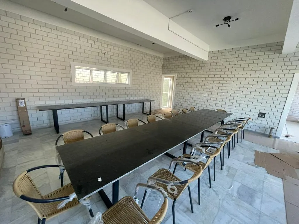 Imagem Incrível Prédio Empresarial para clínicas médicas ou laboratório com 1.450m2