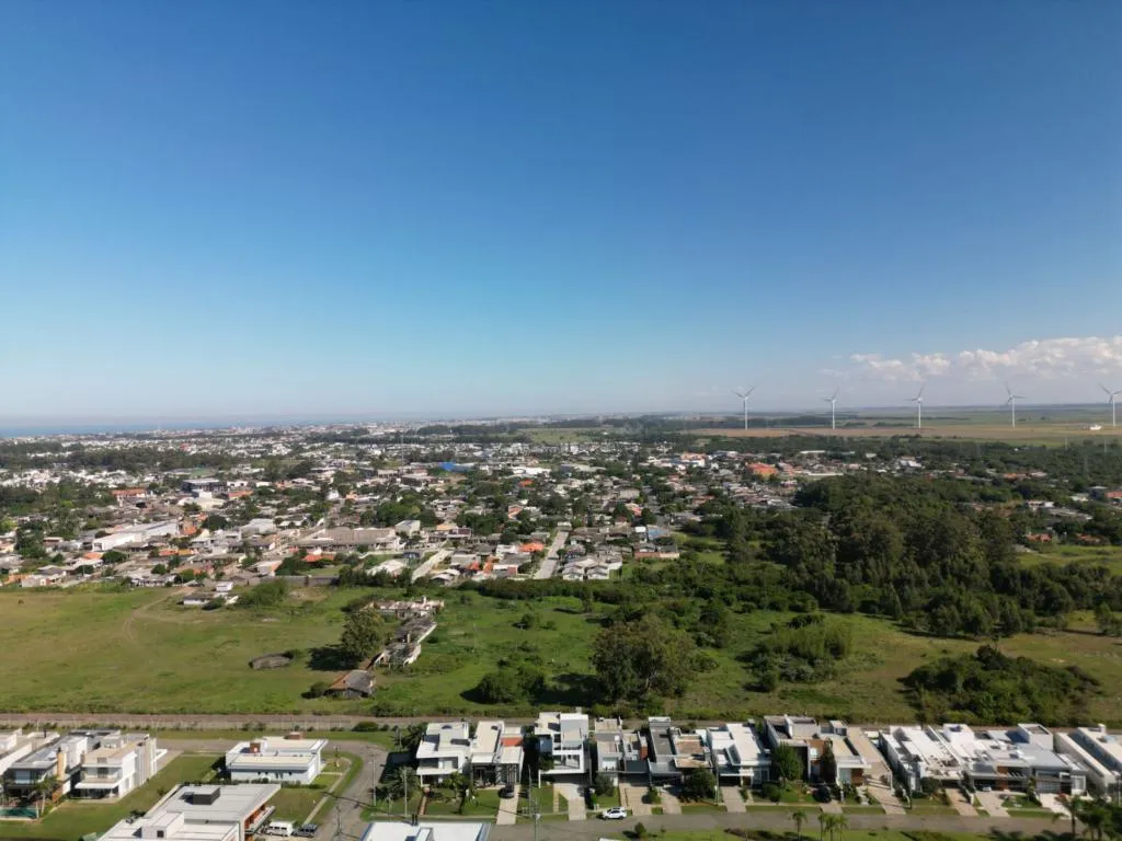 Imagem Sobrado 4 Dormitórios - Bairro Novo Louro
