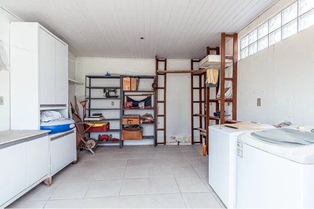 Imagem Casa para venda no bairro Vila Ipiranga em Porto Alegre
