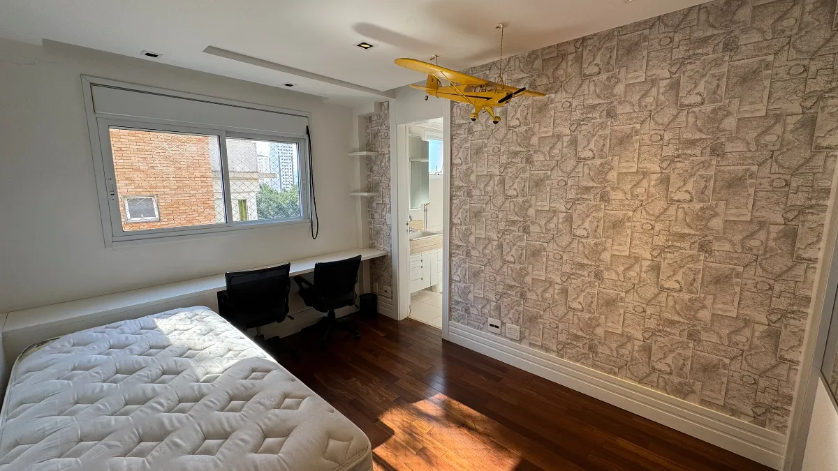 Imagem Apartamento para locação em Chácara Santo Antônio (Zona Sul) com 4 quartos, sendo 4 suítes, 242m2
