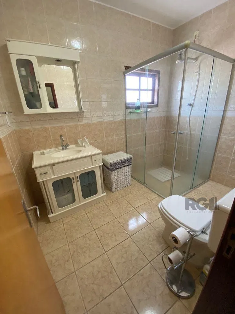 Imagem casa sobrado 4 dormitórios, 3 vagas de garagem, Bairro Itacolomi