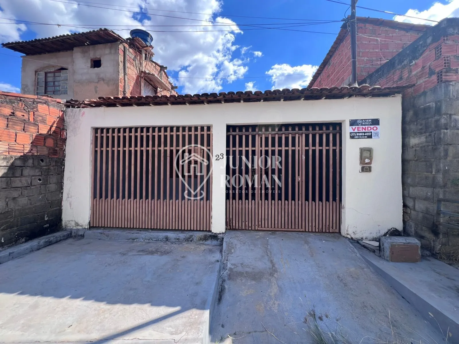 Foto do imóvel CASA 03 DORM 210M2 l PORTÃO ELETRICO - VILA DOS FUNCIONÁRIOS - BARREIRAS/BA