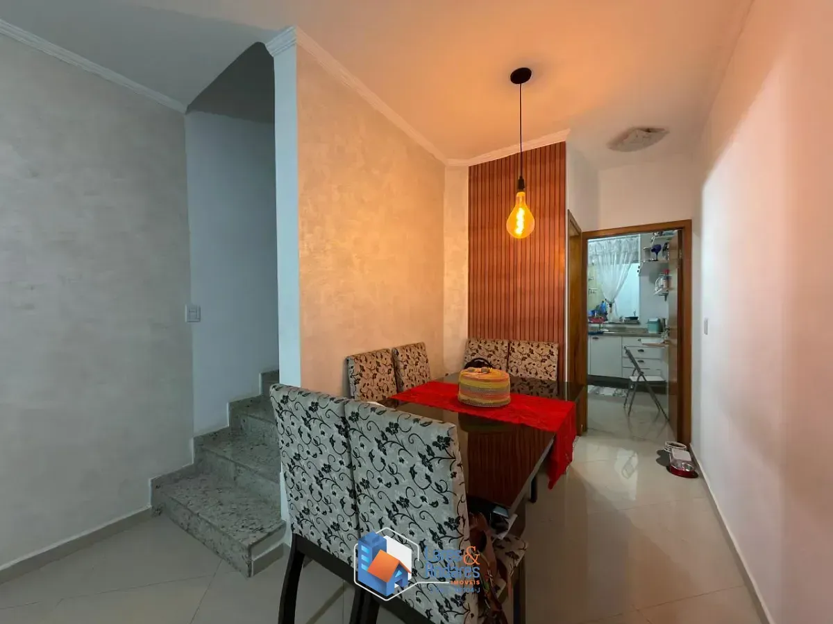 Imagem Sobrado para venda em Vila Nivi com 3 quartos, sendo 1 suíte, 84m²