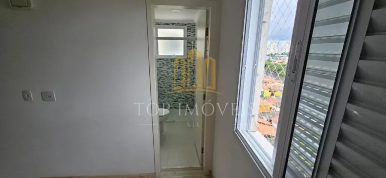 Imagem UM LUGAR PARA CHAMAR DE LAR. No coração do Parque Industrial, onde tudo acontece, nasce o apartamento que é o equilíbrio perfeito entre conforto, praticidade e bem-estar.