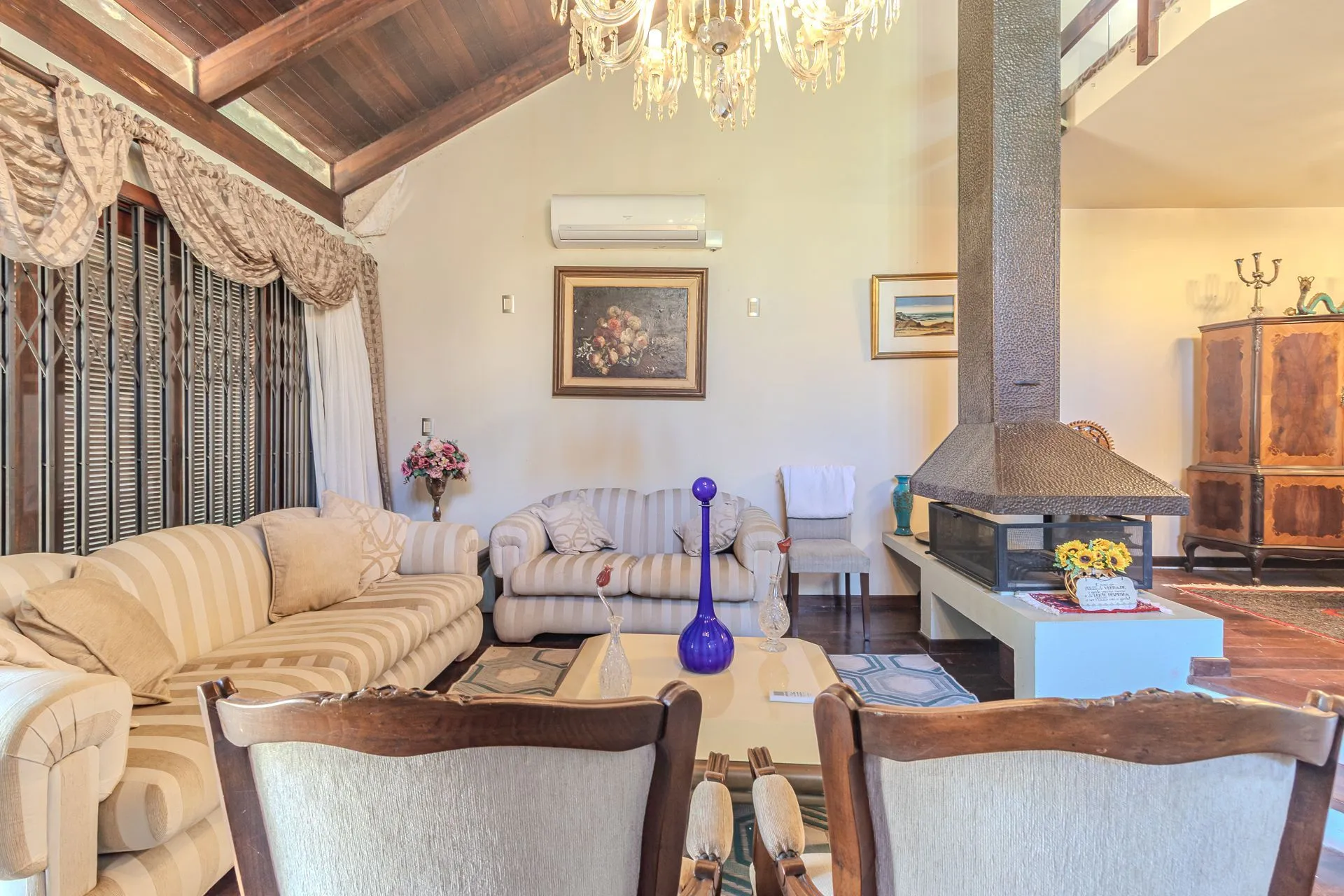 Imagem CASA À VENDA - rua Tito Marques Fernandes, Bairro ipanema POA/RS