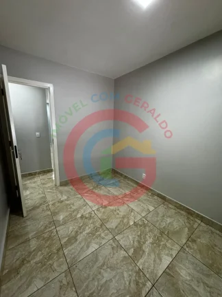 Imagem Casa térrea em condomínio. 2 quartos com 2 vagas.