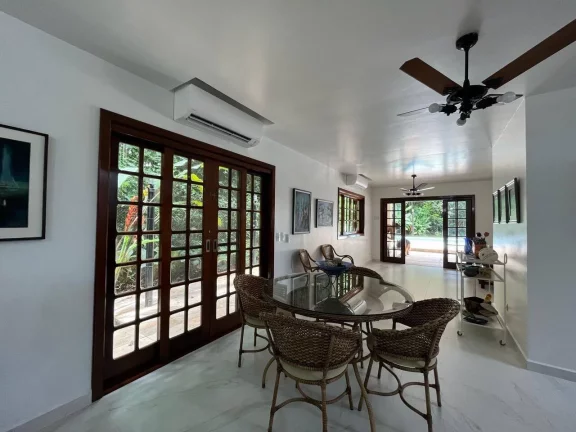 Imagem Casa com 5 dormitórios à venda, 242 m por R$ 7.800.000,00 - Riviera