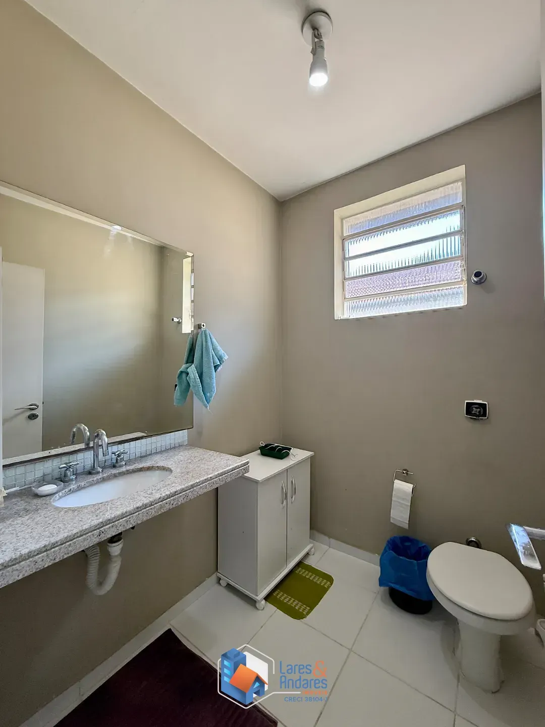 Imagem Sobrado para venda em Santo Amaro com 3 quartos, sendo 1 suíte, 165m²