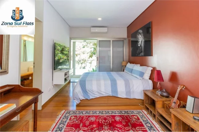 Imagem Casa Alto Padrão à Venda Na Granja Julieta Com 4 Dormitórios Sendo 2 Suítes e 2 Vagas - Piscina e Área Gourmet