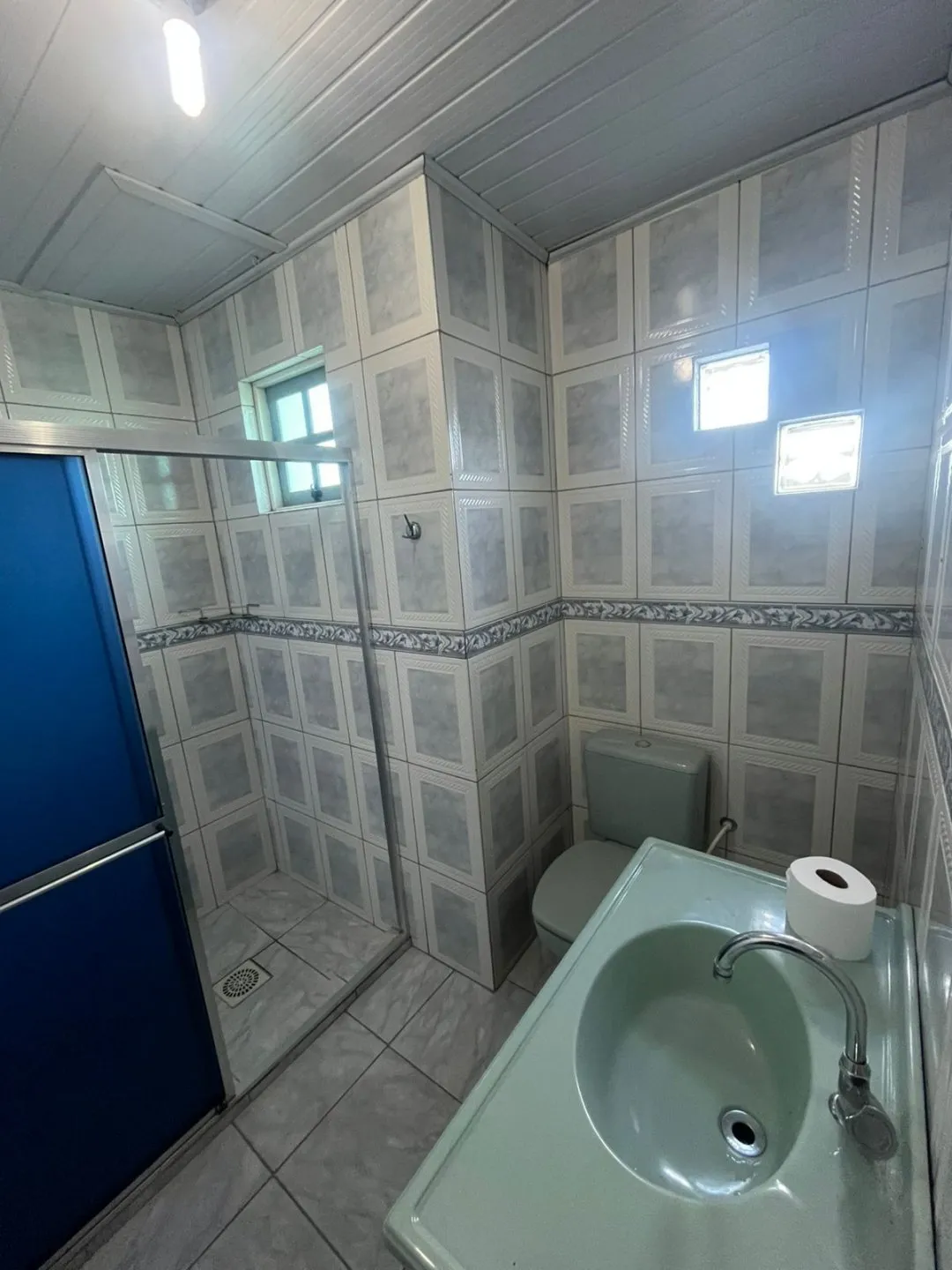 Imagem CASA À VENDA EM VIAMÃO - BAIRRO VIAMÓPOLIS! Excelente oportunidade para quem busca espaço, conforto e uma localização privilegiada!