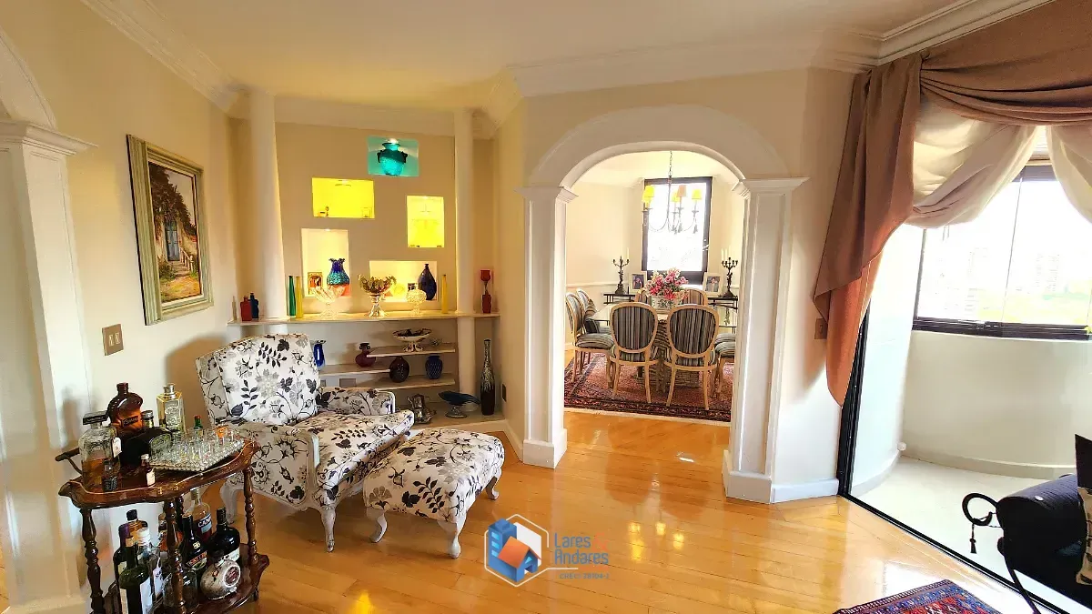 Imagem Apartamento para venda em Moema com 4 quartos, sendo 4 suítes, 198m²