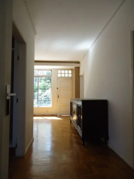 Imagem Casa para Venda - 510m², 6 dormitórios, sendo 1 suites, 3 vagas - São João