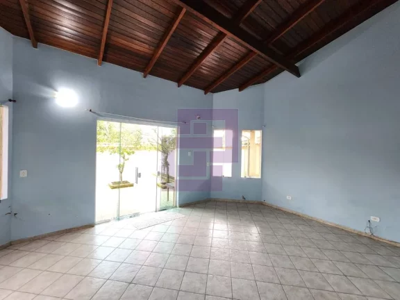 Imagem Excelente Casa à Venda em Guaiúba, Guarujá - 3 Dormitórios, Suíte e 4 Vagas de Garagem