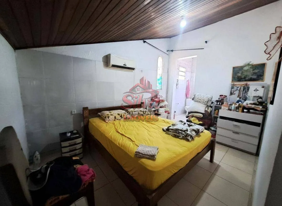 Imagem C428 | Casa de esquina 4 dormitórios à venda no Mariluz
