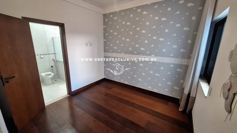 Imagem CASA VILA CRISTO REDENTOR 4 DORM 2 SUITES
