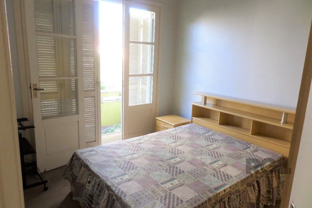 Imagem Apartamento no bairro Rio Branco de 2 dormitórios desocupado