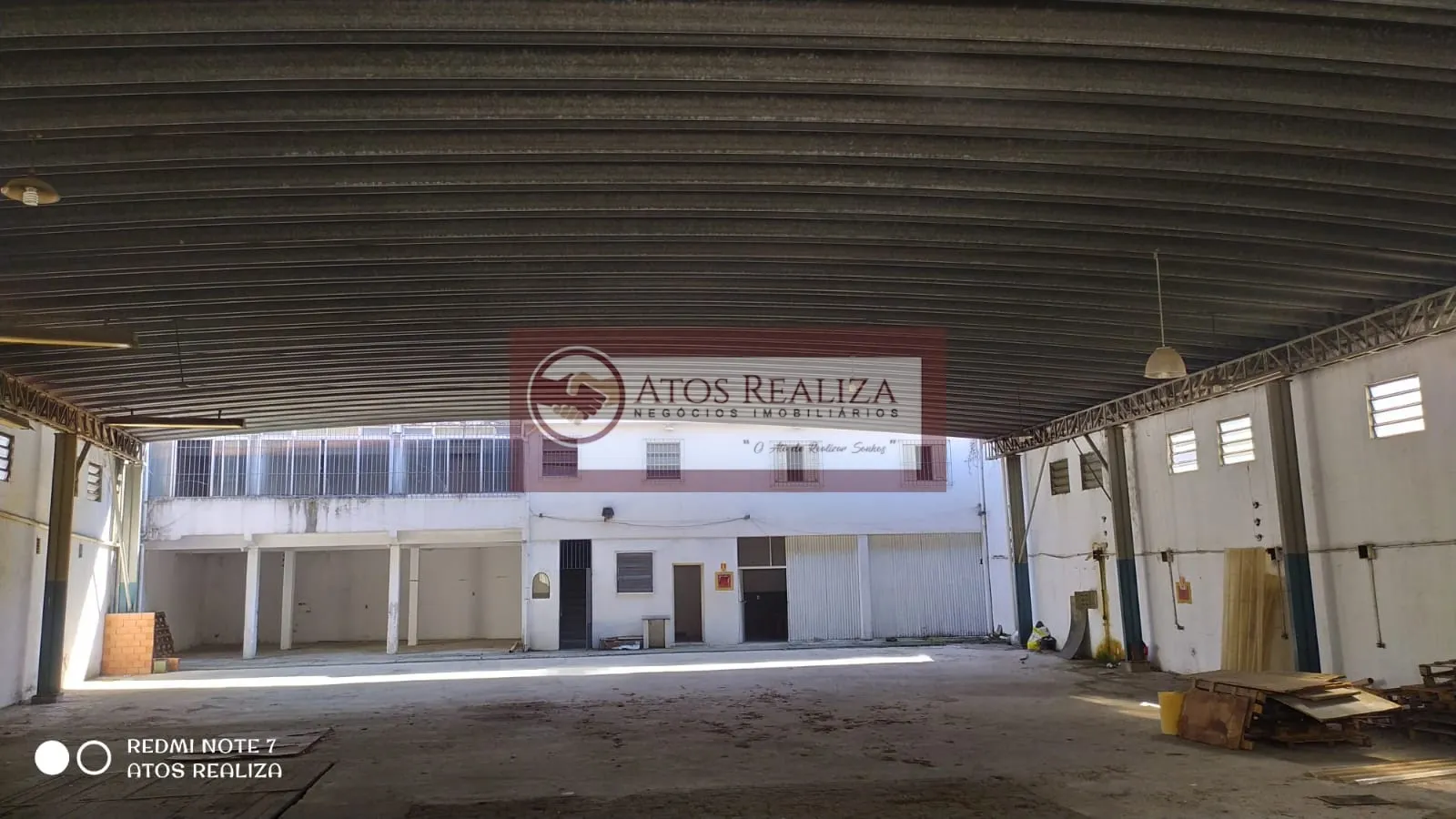 Imagem Alugue agora um espaçoso galpão em Socorro, São Paulo - 815M² por apenas R$ 12.000/mês