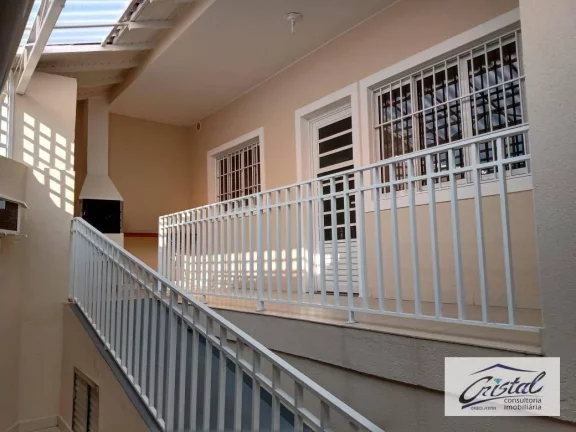Imagem Casa para renda, comercial e residencial com salão.
