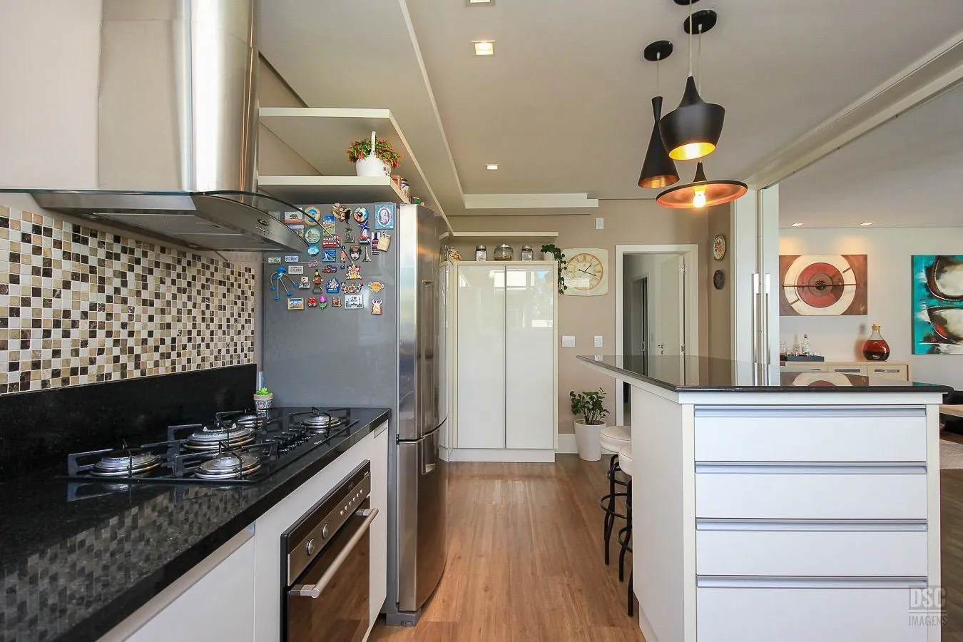 Imagem Casa dos Sonhos em Condomínio Fechado - Conforto, Estilo e Lazer Completo!