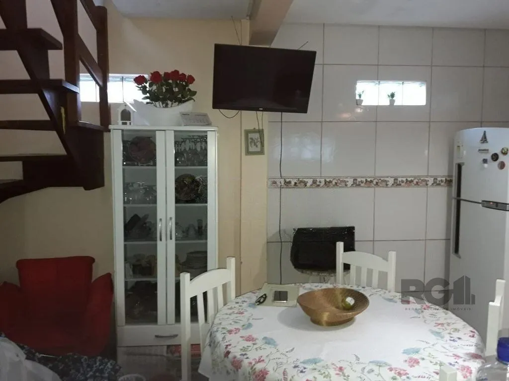 Imagem Casa 3 dormitórios à venda Rua São Joaquim, Glória - Porto Alegre
