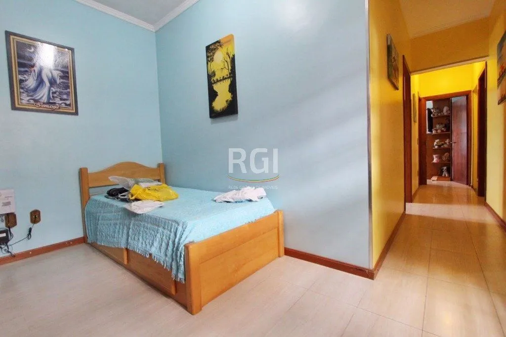 Imagem Casa para Venda - 259.5m², 4 dormitórios, sendo 1 suites, 3 vagas - Teresópolis