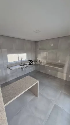 Imagem Casa no condomínio Ninho