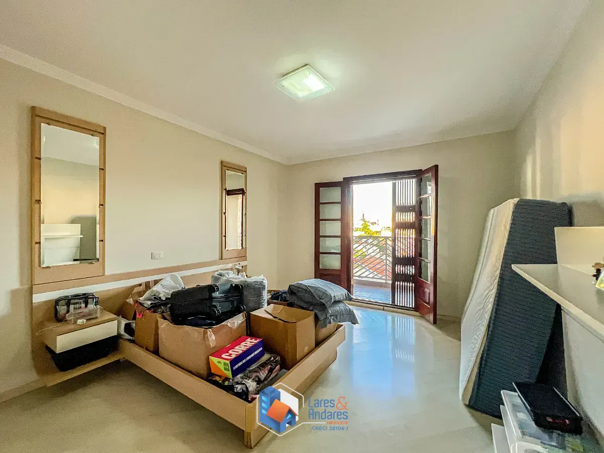 Imagem Sobrado para venda em Vila Mazzei com 3 quartos, sendo 1 suíte, 195m²