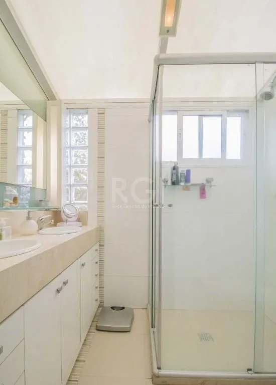 Imagem Casa para Comprar com 199 m² por R$ 1.180.000,00 - Boa Vista - Porto Alegre/RS