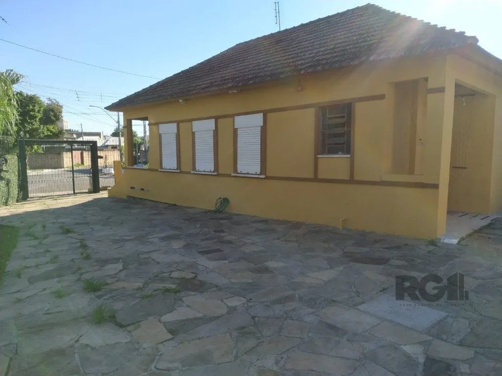 Imagem Casa térrea em ótimo estado.