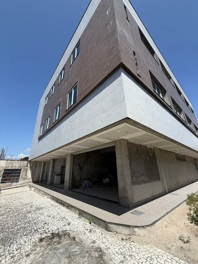 Foto do imóvel Imóvel Comercial à Venda ou Locação, 1.000 m² em Rua Núbia Barrocas, 46 - Parque Manibura, Fortaleza - CE