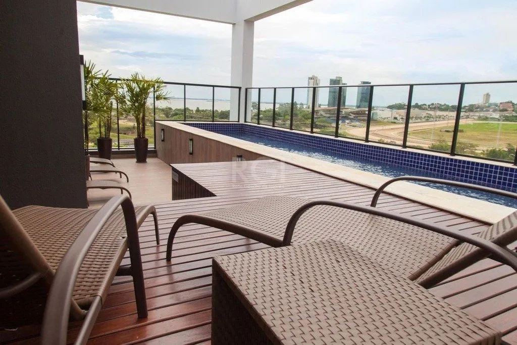 Imagem Apartamento com 3 quartos, 1 suíte, churrasqueira, 2 vagas, no bairro Cristal