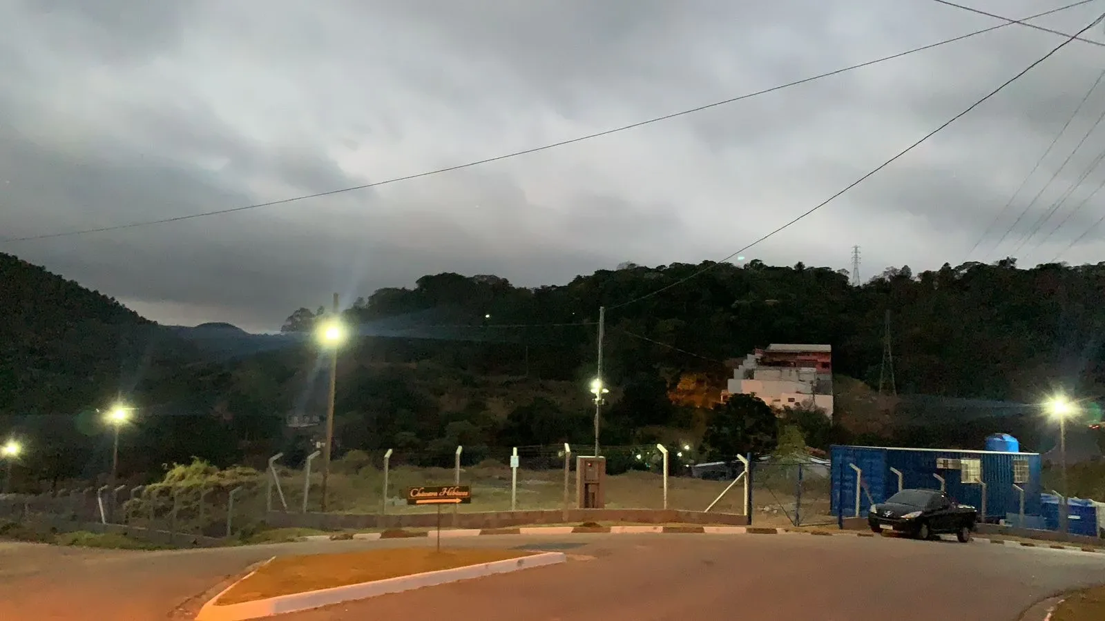 Imagem Espaço Industrial Multiuso: Ideal para Impulsionar Seu Negócio com Estacionamento Amplo!