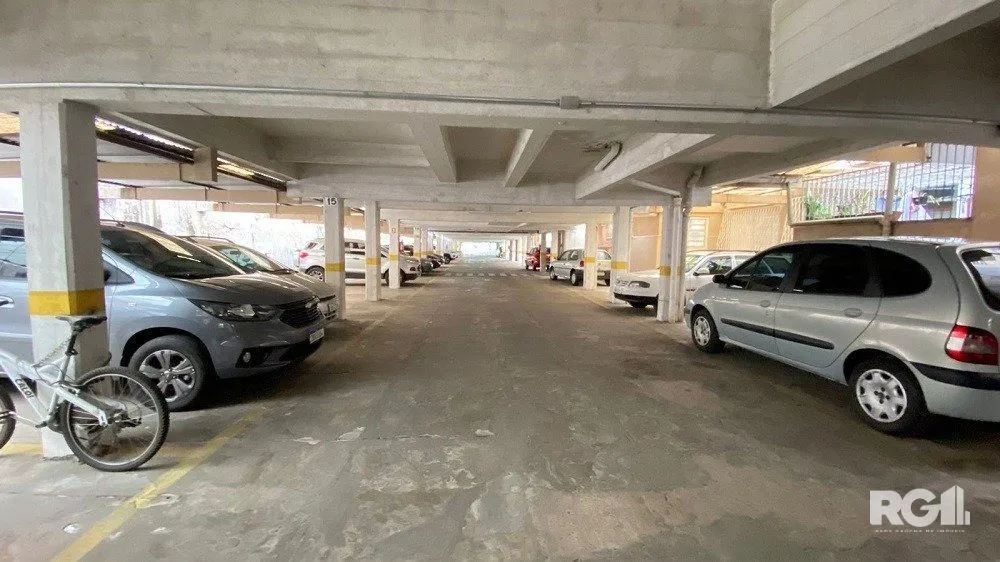 Imagem Apartamento à venda no Menino Deus, com 3 quartos (sendo 1 suíte), 3 banheiros, 1 vaga de garagem.- Cód. RP390226