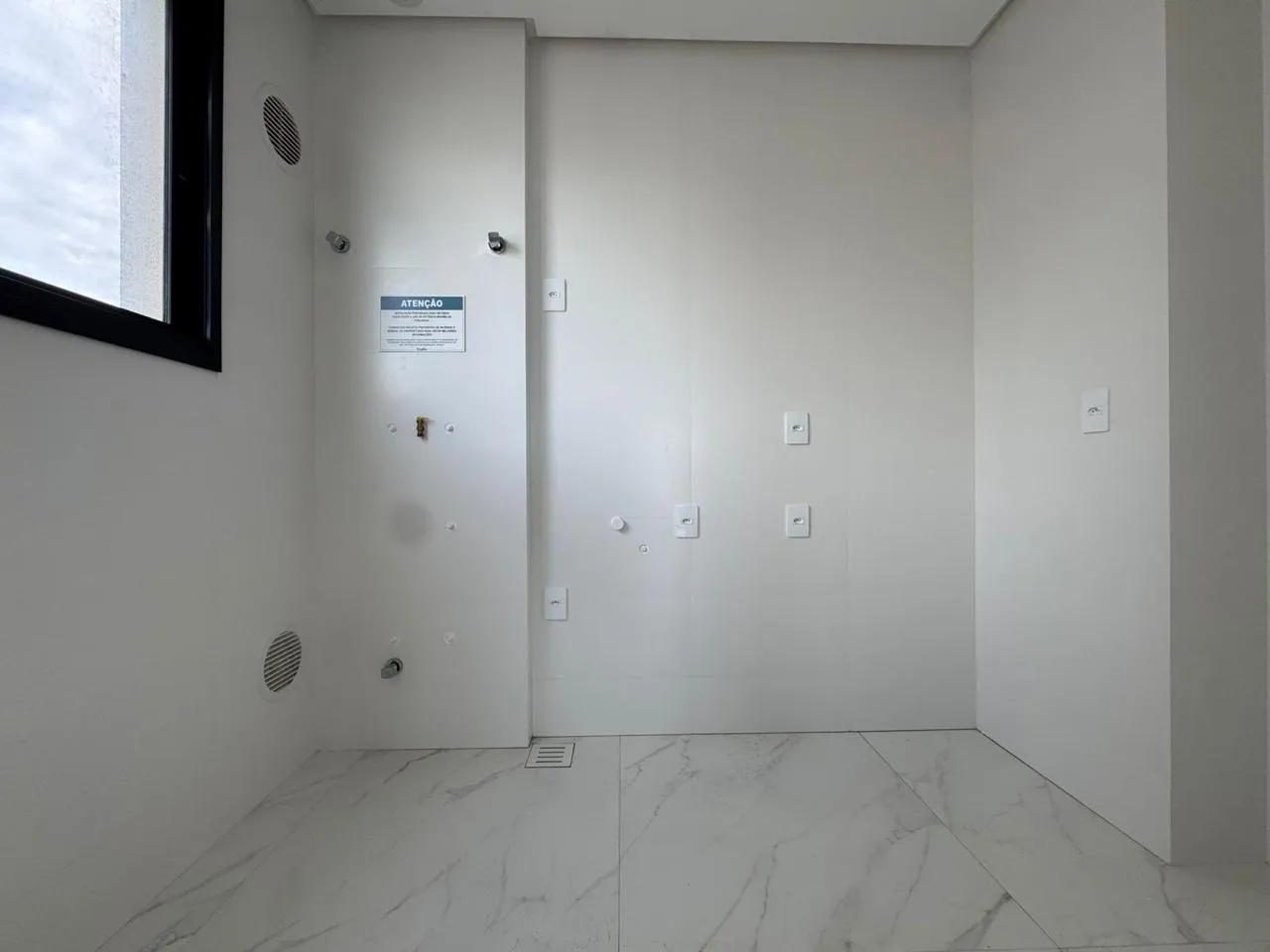 Imagem Apartamento com vista para o mar à venda com 210m2 por R$ 4.400.000,00