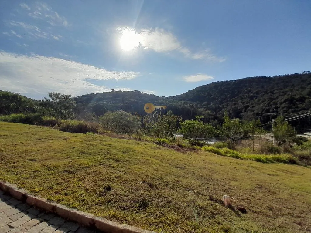 Imagem Terreno em Condomínio para Venda em Teresópolis / RJ no bairro Prata