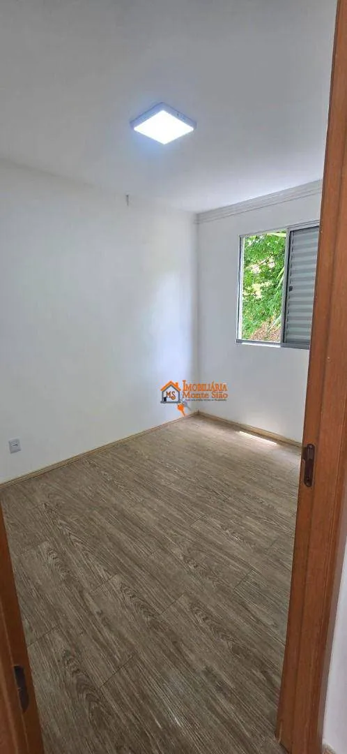 Imagem Apartamento com 2 dormitórios à venda, 49 m² por R$ 235.000,00 - Água Chata - Guarulhos/SP