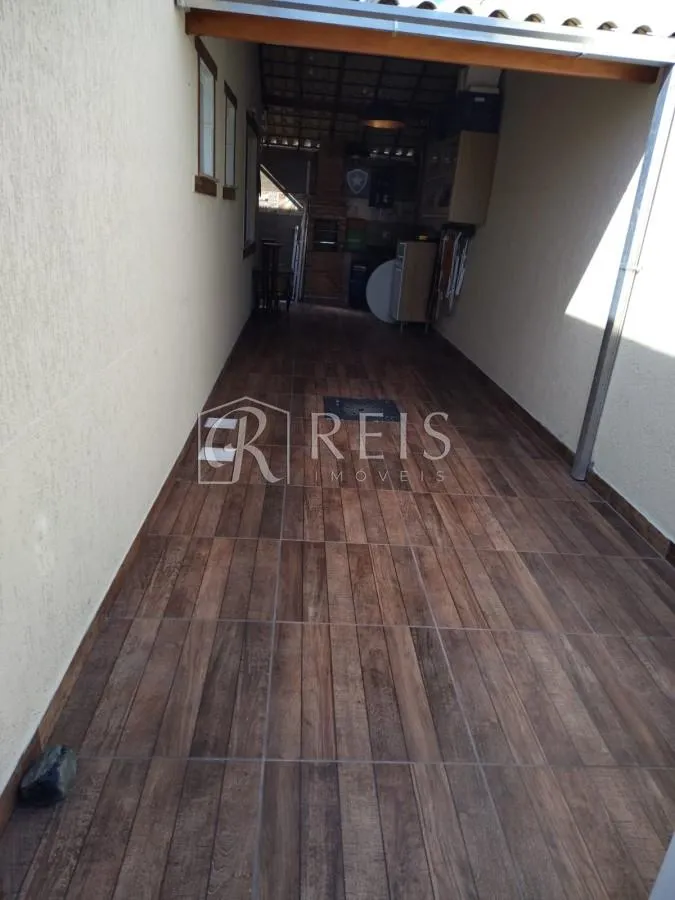 Imagem Casa para Venda em Rio das Ostras, Chácara Mariléa, 2 dormitórios, 1 suíte, 2 banheiros, 1 vaga