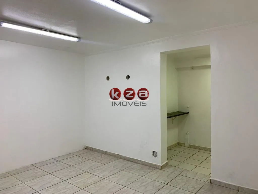 Imagem Prédio Comercial para Locação em Valinhos-SP: 15 Salas, 15 Banheiros e 682m². Agende sua visita!