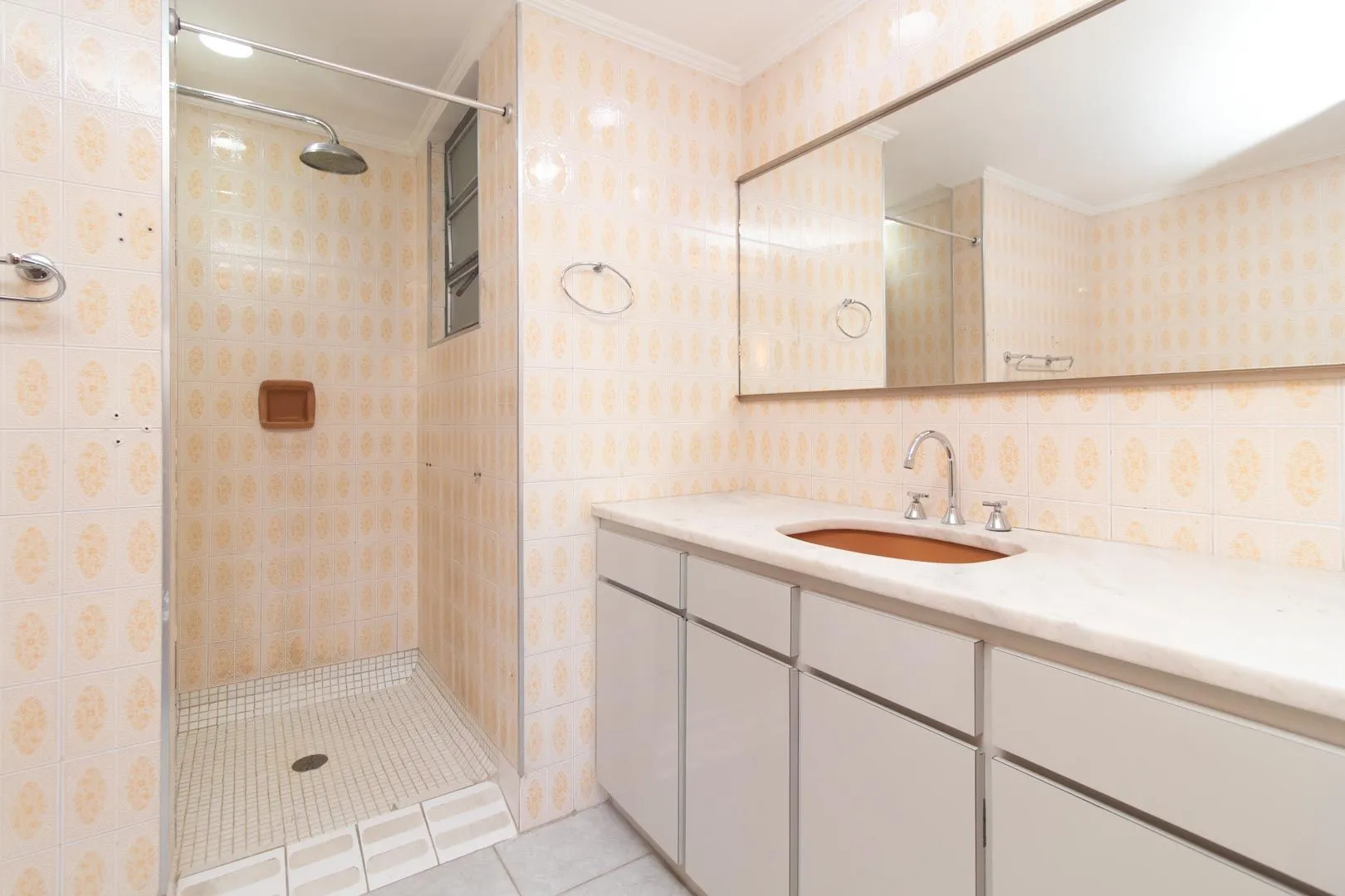 Imagem Apartamento de 03 dormitorios com suite e vaga coberta no bairro Menino Deus