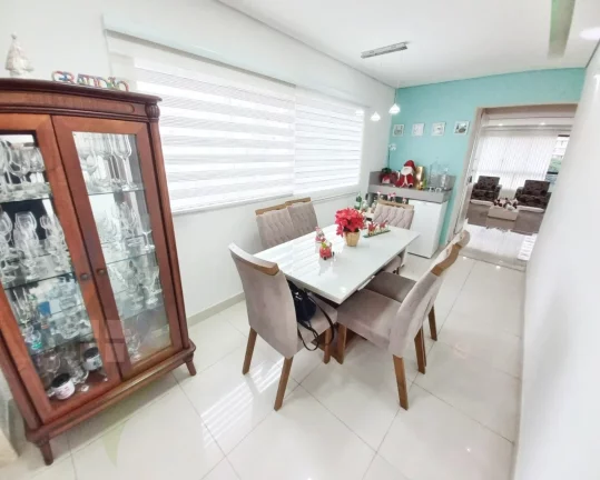 Imagem Apartamento de 3 dormitórios sendo 3 suítes, 4 banheiros, 3 vagas, com 153m² em Rudge Ramos, São Bernardo do Campo
